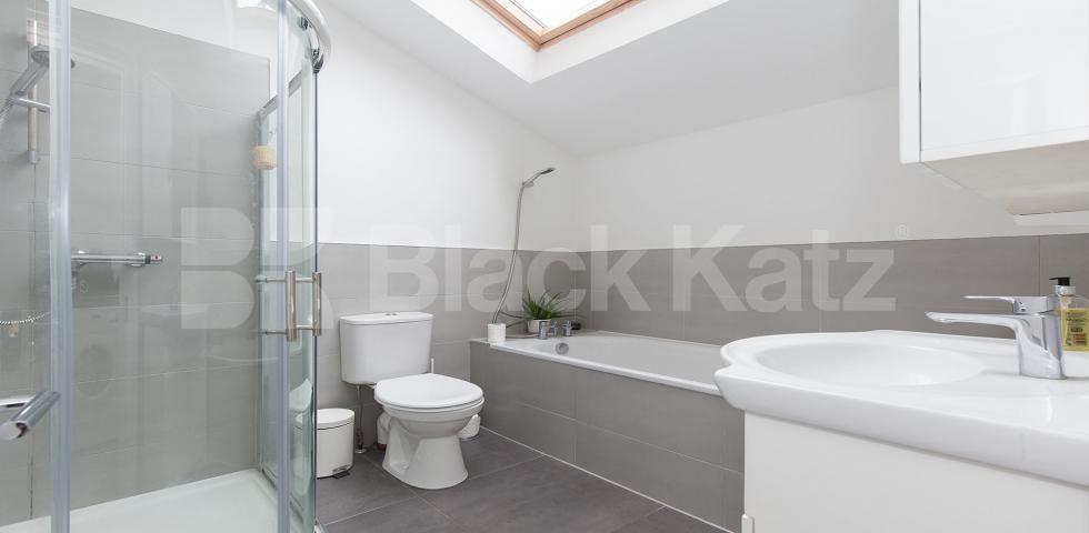 			Fantastic New Instruction!, 2 Bedroom, 1 bath, 1 reception Ground Floor Flat			 Cecile Park, Crouch End